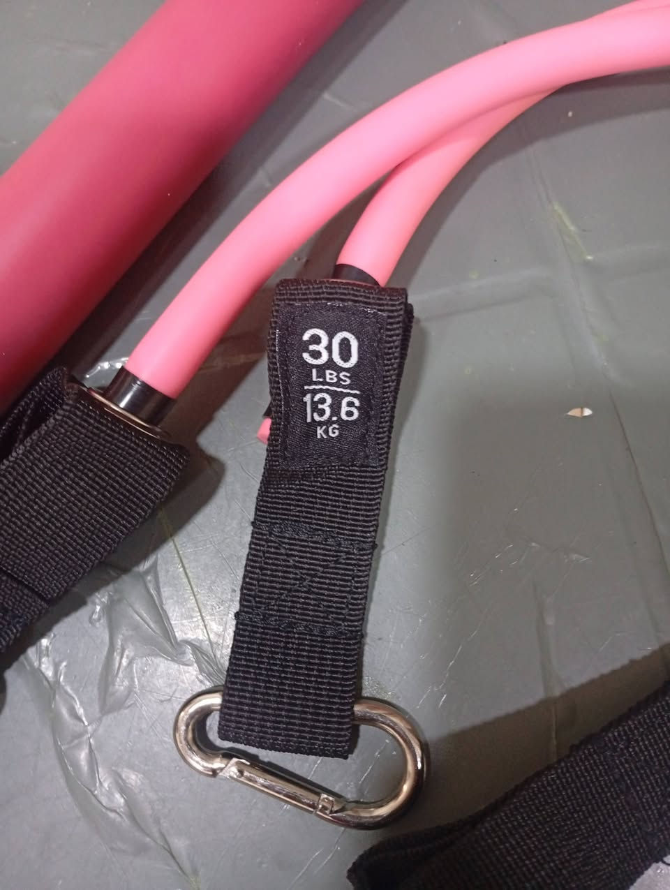 جهاز متكامل جميع التمارين بي اوزان من ال9 كيلو الى 18.2 كيلو كامل مال رشاقه ونحت بس ب25 الف واتساب ***********
