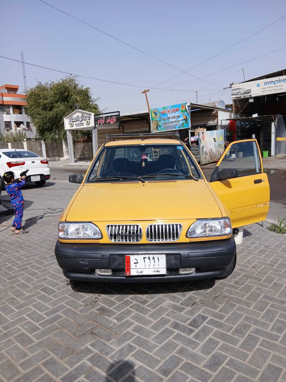 يالله سلام عليكم سايبا موديل 2011 مثل ماموضحه بصوره السياره جوه السوك ابيع للعلم اني مكلف بلنشر مكان السياره الشعب التجار قرب جامع بدريه اي استفسار خابر ودلل السعر المطلوب 21$ وبيها مجال ‭0771 446 4537‬
