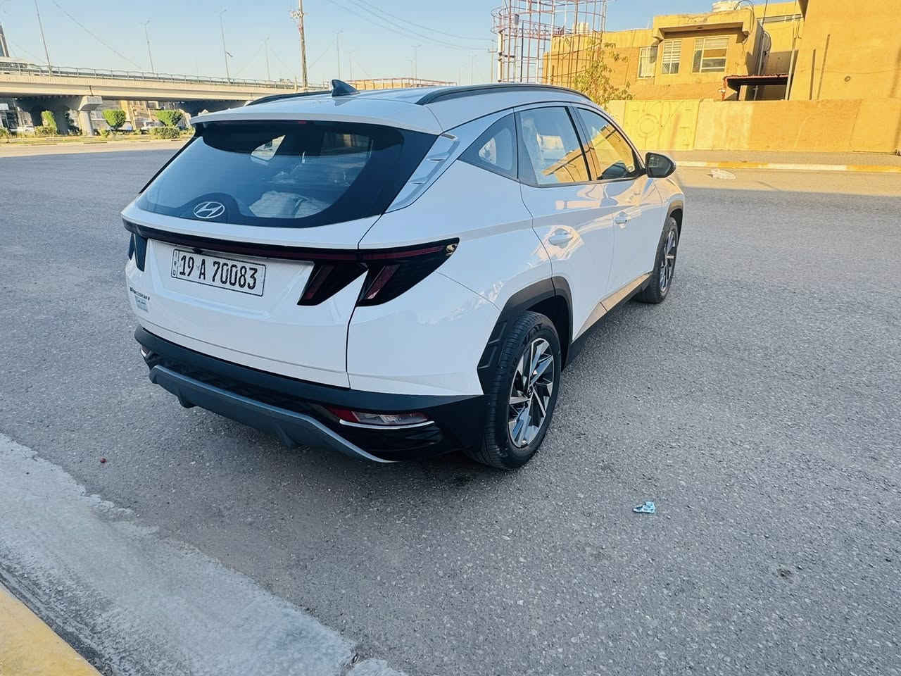 مكلف بلنشر
السعر مناسب جداً 195$ ورقه
للبيع توسان  خليجي 
الموديل 2024
العداد 63.00 الف كيلو
مواصفات عاديه بصمة وكشن كهربائي 
للاستفسار ع رقم صاحب السيارة 
*********** أبو علي

