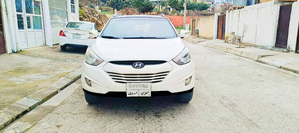 هوندا توکسون2011خلیجی پانورما دەبڵ گێڕ ئاوێنەو جام کارەبایی نیو پارچە بۆیاغ من ئەڵێم یەک پارچە دەرگای سایەق  پێش و پشتی کپس بێ لێداران دووسێ ساردی بچوکی هەیە گێڕم مکینە بەشەرت مکینە کراوەیە abc سوکان ڤولیوم و شاشەو کامێرا کەمێ تەرزەی هەیە لەبۆنیت و قوپەکی لە دینەگە هەیه ڕەقەم هەولێر سوران, أربيل


**إذا كنت صاحب هذا الإعلان وتريد حذفه لأي سبب، رجاءا أرسل رسالة إلى الدعم الفني**