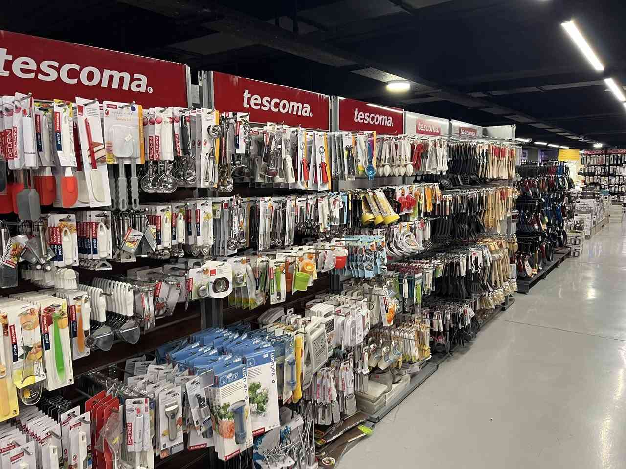 .com/. #Ibili    ماركه تسكوما الايطاليه الآن متوفره هايبر ماركت الورده كافه الماركات العالميه.     #Made_in_Spain 
أبيلي  مستلزمات  وأدوات مطابخ صناعه اسبانيه-للمزيد  افتح الرابط

www.ibilimenaje.com/en 
#الوردة .. تسوق بسعادة
زورونا في:
موقعنا الاول : بغداد/ الكرادة خارج
موقعنا الثاني: بغداد/ الكرادة/ تقاطع الشروق مجاور بدالة العلوية. 
نستقبلكم من الساعة 8:00 صباحاً حتى 12:00 منتصف الليل
للاتصال: ***********- ***********- *********** - 
6044 
Info@alwarda.com 
www.alwarda.comen
