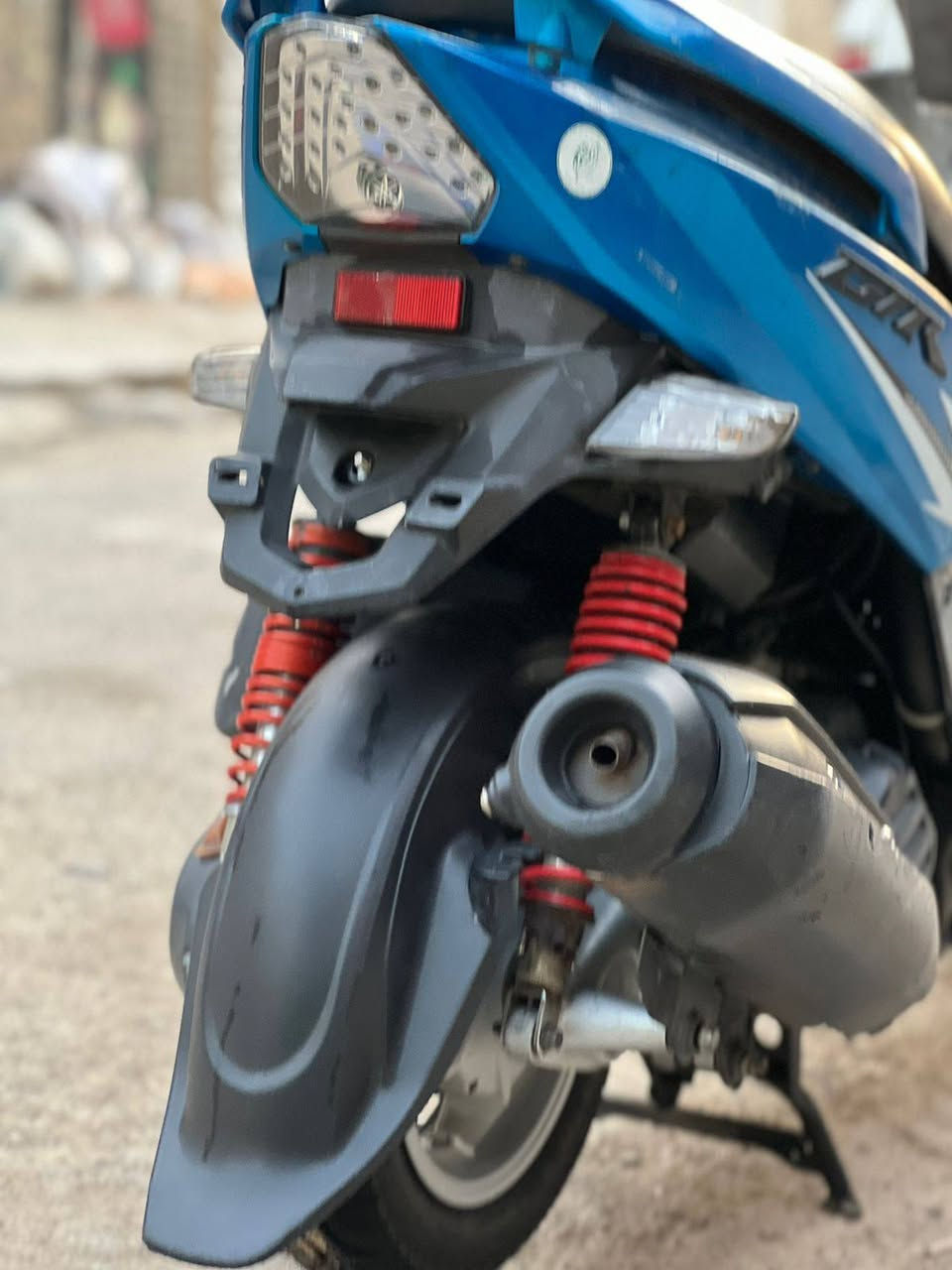 السلام عليكم شباب دراجه جي تي ار
2014دراجه وكاله كلشي شغال الدراجه ما مفتوحه كلها بلاديه مكان بلديات شارع البستان ***********
