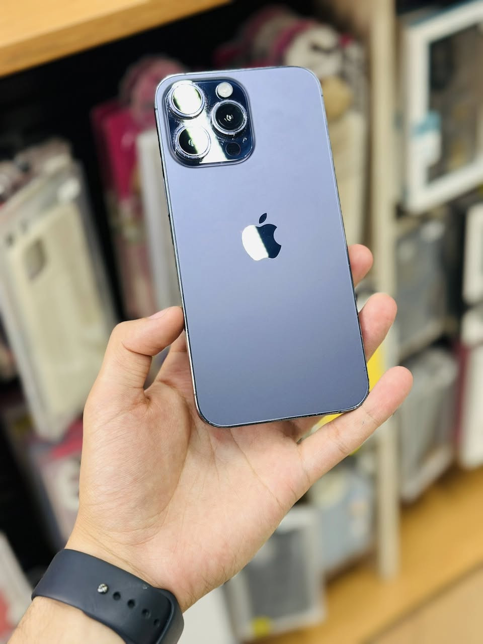 🔥🔥550 الف دينار فقط🔥🔥
❤️ايفون 14 برو ماكس دبل خط❤️

ذاكرة 256
بطارية 100‎%‎
نضافة عالية
شاشة 3 خيارات
فيس ايدي شغال
اي خلل مابي جهاز
كامراته صوت استخدام
فقط مستبدل شاشة وبطارية

الاتصال:***********
العنوان: النجف الاشرف
