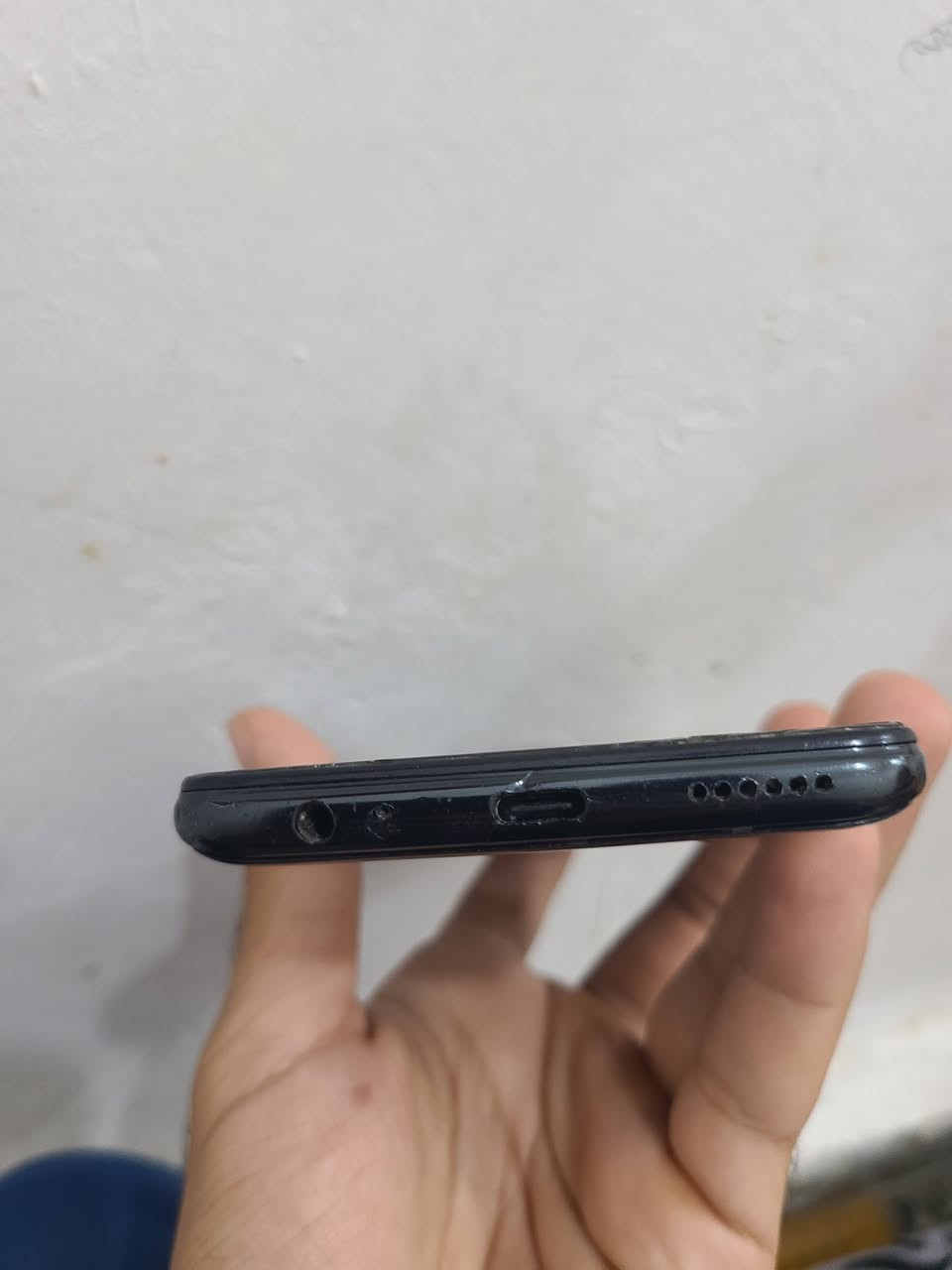 السلام عليكم
Infinix zero 8i 

ذاكرة128 

جهاز سلاسه فول مابي قطرة تعليك 

فقط شاشه مفطره بس مو مثر عل لمس ابد والايسي مال شحن اله تلوي شاحنه يشحن يعني طبيعي شحنه

السعر 35


**إذا كنت صاحب هذا الإعلان وتريد حذفه لأي سبب، رجاءا أرسل رسالة إلى الدعم الفني**