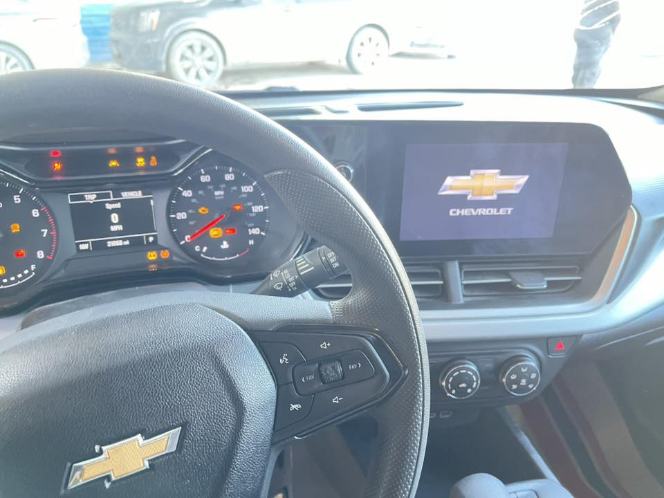 شوفر ليت تراكس 
موديل 2024 
رادارات جانبية
رادر توقف
اتو ستوب اطفاء ذاتي 
حادث بنيد فقط 
السعر 140
***********
اتصال او واتس فقط 
الرزق والتوفيق للجميع
