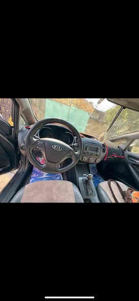 السلام عليكم ..
كيا فورتي فئة LX موديل 2016 
السياره وارد أمريكي محركها 2000 
رقم بغداد سنويه جديده 
السياره ماشيه 90 ميل 
كير محرك مكفول 
السياره بدون أيرباك 
سعرها 110 وبيها مجال 
للتواصل ***********4
