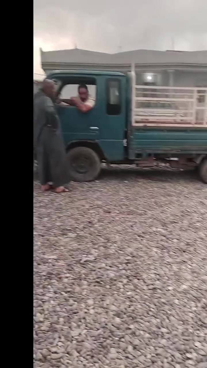 كيا سامسوك  . ما مسجله .محرك كايم بيه تبخير 
مكان جنوب الموصل تصال ***********
