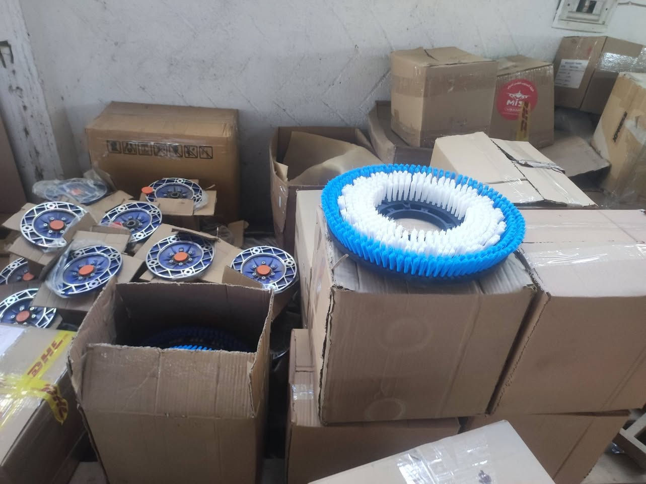 توريد جميع قطع غيار ماكينات غسيل السجاد الاوتوماتيك فرش غسيل سجاد ، سيور ناقله للحركه ، كلبسات سيور ، جيربوكسات ،  حامل اسلاك ، عجل تردد عربيه ، تروس وسير تردد ، قرص ارتيلون باب عصاره ، قرب هواه ، رمان بلى ، فرش ازاله وبر ، حساسات  يوجد فرش انتريهات وقطع غيار ديسك(شحن لجميع الدول العربيه
اشتركوا في قناه تليجرام 
https://t.me/Carpet_washing_equipment


**إذا كنت صاحب هذا الإعلان وتريد حذفه لأي سبب، رجاءا أرسل رسالة إلى الدعم الفني**