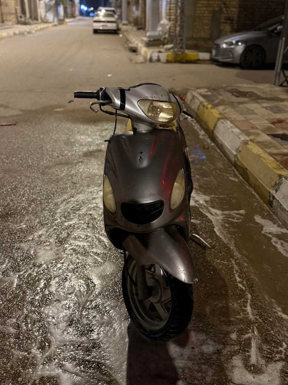 دراجه اكزز ما مفتوحه ابيع مفتوحه كلشي شغال بيها بس السلف ميشتغل السعر ٥٥٠ 
رقم الهاتف 
*********** ناصرية, ذي قار
