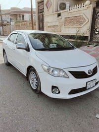 للبيع كورلا خليجي 2013 رقم بغداد  محرك 1800 المرغوب الكهربائيات كلها ش...