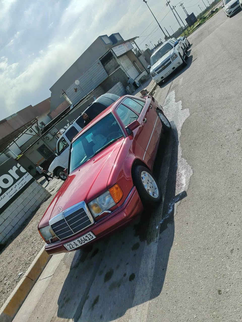 مرسيدس دب موديل 92 مصبوغه جماليه السعر 75 ورقه وبه مجال محرك جير بطه للاستفسار ***********
