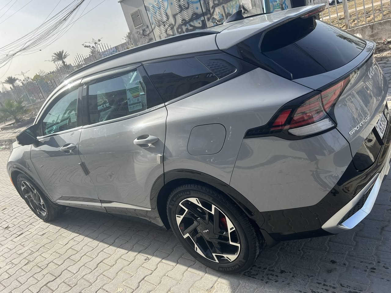 سلام عليكم كيه سبورتج وارد امريكي  برستيج فول الاخير الون سمنتي موديل 23  صور الحادث بلمنشور قطعه وحده فقط ماشيه 48كلش جديده وحلوه العنوان بغداد جميله رقم الهاتف ***********السعر 238 وبيهه مجال
