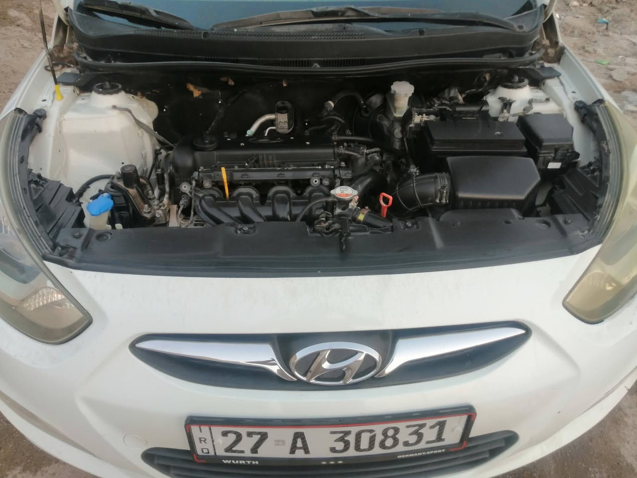 اكسنت 2015 خليجي رقم ذي قار دولي بسمي فول مواصفات وجاهزه السيارة حلو وماشتغله تكسي مكاني الناصرية المركز ***********  السعر 105 وبيها مجال كلش قليل
