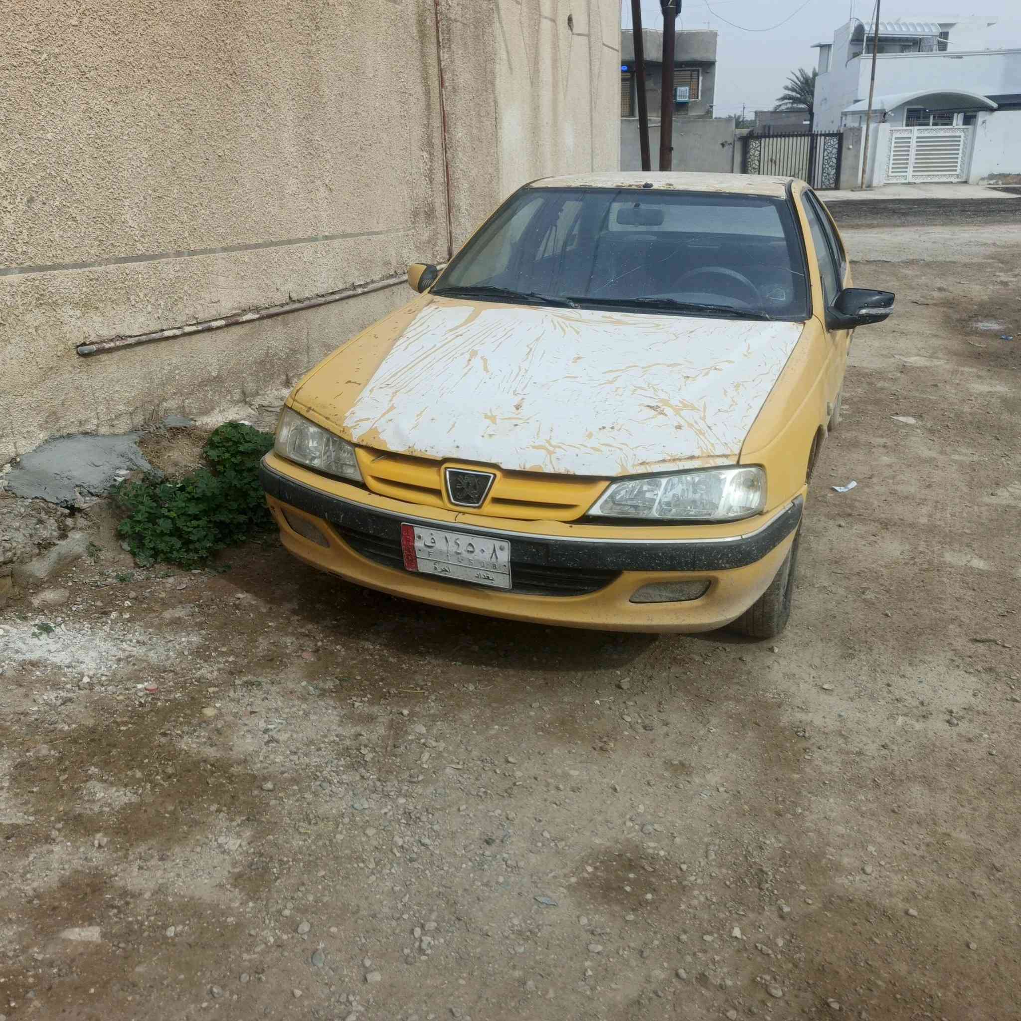 سلام عليكن من رخصت مدير الكروب بارص 2010سيارة خير من الله مكينة وكير وصدر كلة جديد راعيهة ظيعت رقمة بيتهم بشعب عدي مستمسكاته سنوية ل2020غرامات ماعيهة هية عليهة 700يعني لياخذهة يروح لراعيهة وبل عافية علي اني ابيع كوم حديدسعر 17 ***********
