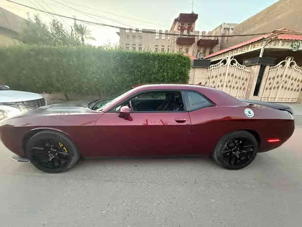 جالنجر
الموديل  2018
حجم المحرك 3600 V6 
عداد المشي 139k
اللون ماروني دم الغزال 
لموصفات  فول السياره
دخول ذكي (بصمة) 
تشغيل عن بعد 
شاشة وسط  كار بلي
كامرة خلفية  دوارة 
سستم صوت الپاين 
كشناات امامية حضن 
كشنات كهرباء امامية 
كشنات جلد ابيض
تدفئة ستيرن 
فتحه 
وبعد بيها  مواصفات 

 تخم تاير جديد
 
حادث سياره مبين  بل صوره
سعر سياره 160 وبيها مجال
رقم بعداد بسمي تحويل ثاني يوم ***********
