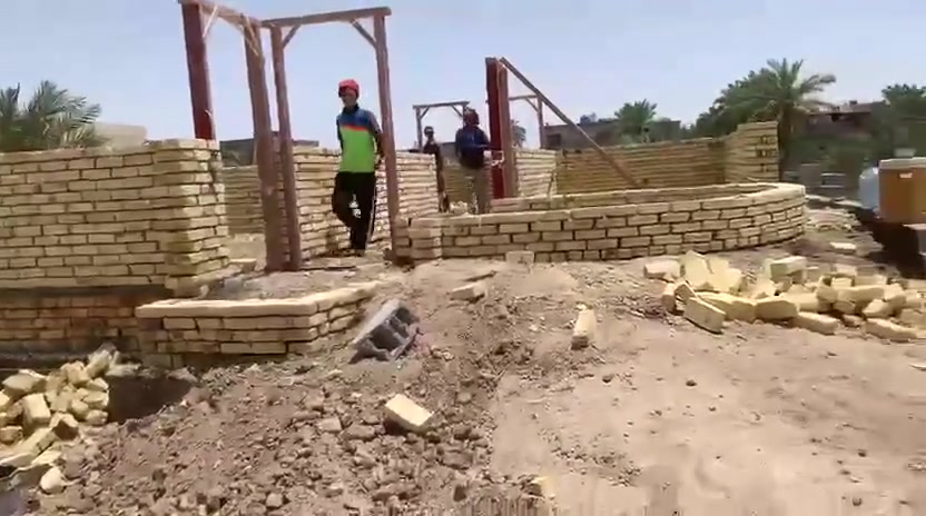 سلام عليكم خلفه بنا شقل اشراف مهندس وسعار مناسبه ***********
