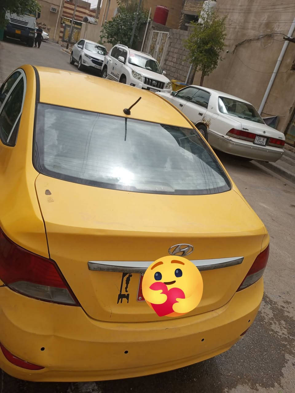 سياره اكسنت للبيع امريكي 2013 سياره حلوه وجاهزه تبريد كله شغال رقم بصره مصفره هيا وغرامات تحويل ثاني يوم باسم المشتري ثانويه منتهيه سياره ما ناقصها اي شيء ربع ما تذب عليه العنوان البصره *********** السعر 65 بيها مجال حق الجيه
