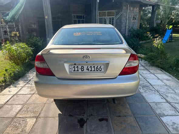 كامري موديل ٢٠٠٤ سياره كامله ع اخر حبه صبغ عما كلير بدون معجون سياره اب اسمي كير محرك ساعه وخير من الله ترايك وين متريد صرفت عليها صرف مال واحد جنايهة بس ضرف 
وبل العافيه ع الي اخذها ٤سلندر مابيها اي نقص سستهم سماعات دوشمه شاشه اندرويد 
‏‪***********‬‏
سعر ٩٥بيهة مجال قليل
