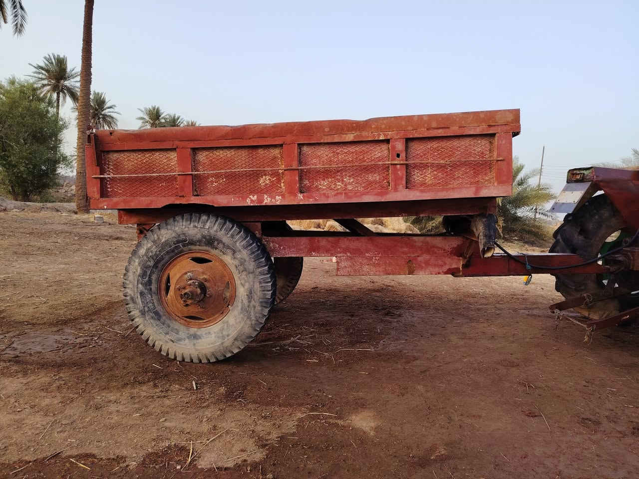 سلام عليكم عربانة حدادي البيع تايرات جدد جك جديد الاتصال  على الرقم  ***********مكان ديوانية غماس
