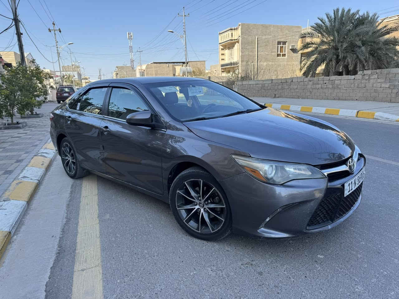 السلام عليكم 

للبيع كامري وارد امريكي موديل ٢٠١٥ 

فئة Se سيارة جاهزة ما بيها نقص نافضها حدادية امامي 
خلفي جديدة ادامة بلكات ونوزلات ومجاول ومنضومة البنزين كلة جديد مال حاوية منضومة تبريد سويتها كبل سبوع جديدة تدفئة شغالة محركها بلادي ما مفتوح شرط لا تنقيص ولا تبخير ولا صوت كيرها جديد سيارة جاهزة ما بيها مصرف باتري جديد تخم تاير جديد سيارةمواصفات شاشة و كامرة بلادية تحكمات ستيرن وشفتات مال نمر بلاد كشن كهرباء داخل جلد وقماش سيارة حلوة ترايها ونشاط خير من الله 

حادث السيارة من امريكا جاملغ وربع البنيد مصبوغ وبيها جاملغ وباب خلفي مصبوغات 

رقم بغداد تحويل مباشر بأسم المشتري مكان السيارة الانبار فلوجة السعر ١٣٥ وبيها مجال ما متواجد عالفيس 

رقمي ***********
