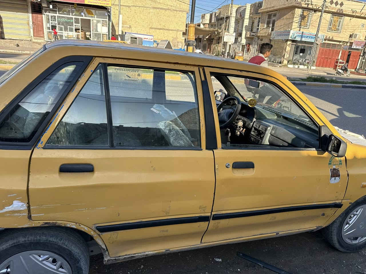 موديل ١١ محرك جديد كير رابع يفلت تخم تاير حداديه زينه راعي مغلق موبايله
اني ماعليه لا بهئي ولا غرمات 
سعر ١٠ وبيه مجال 
مكان كربلاء ***********
