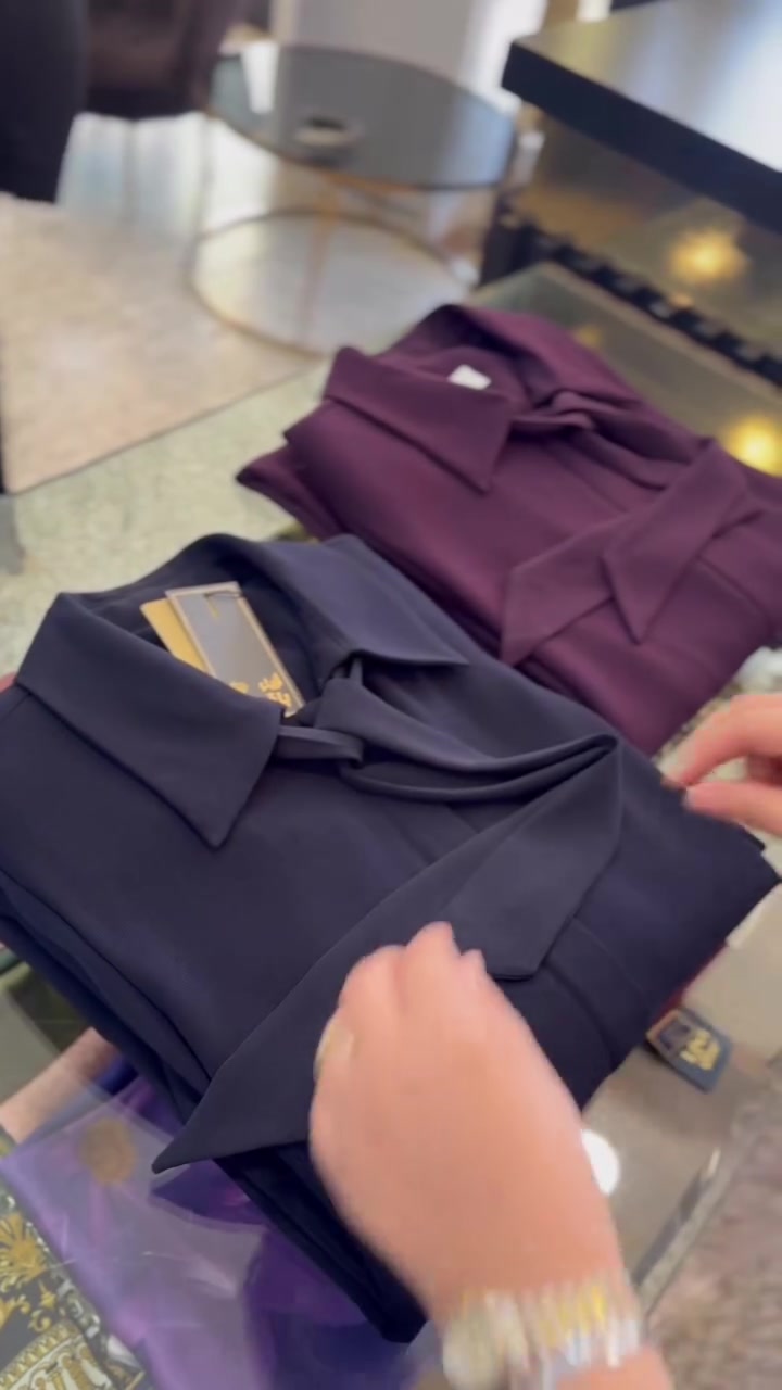 ( أزياء ياقوته ) الأناقه والتميز 
📍العنوان :
: بغداد العطيفيه تقاطع براثا 
يفتح البوتيك ساعه 11 ص _ 11 م 

قياس, 42, 44, 46 , 48, 50, 52
ماركه تركيه راقيه 
للحجز والاستفسار على الرقم ***********
#fypシ #fypage #اكسبلور
