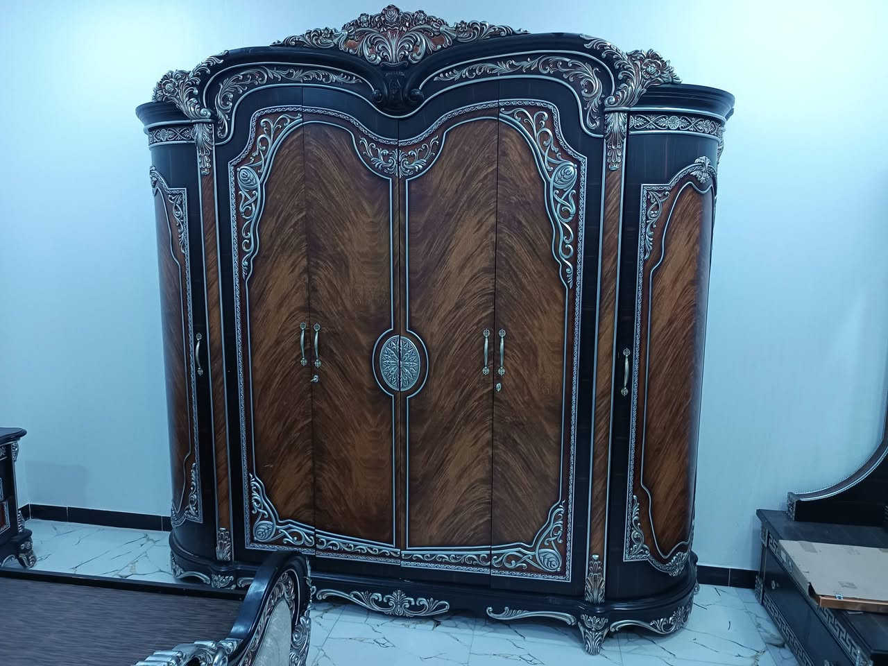 السلام عليكم ورحمه الله اخوان مرخصت المدير المحترم غرفه النوم ماليزي ملكي خير من الله نضيفه جاهزه جيب اوشد السعر 800اوبيهة مجال الشراي ***********
العنوان بغداد رئاسه العبيدي كاع ابو علي الدراجي
السلام عليكم ورحمه الله اخوان مرخصت المدير المحترم غرفه النوم ماليزي ملكي خير من الله نضيفه جاهزه جيب اوشد السعر 800اوبيهة مجال الشراي ***********
