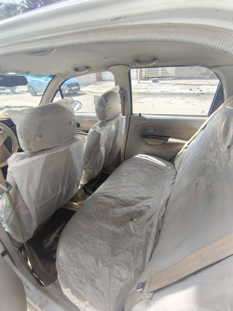 السلام عليكم
QQ  موديل2013
رقم انكليزي باسمي 
رقم مثنى
سنويه لل٣١

السياره جاهزه ما عده المكينه  ادخن
كير مكفول
صدر جديد
مشط ستيرن جديد
باتري جديد
كهربائيات كله شغاله

سعرهه 20 ورقه
مكاني بغداد الشعب حي اور
للتواصل ***********
واتس اب موجود
غير متوفر عالفيس
