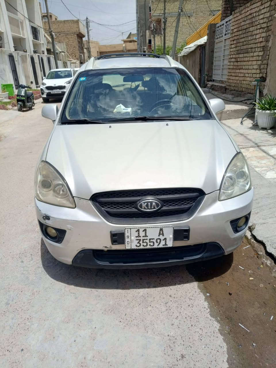 السلام عليكم كيا كارنز موديل 2008 خليجي سبع راكب بسمي تحويل ثاني يوم تبريد قطعتين محرك 2000دوش بيه تنقيص صبغ حزام اثر جراد مكان السيارة بغداد  السعر 80 قفل قفل قفل *********** غير متواجد عله فيس
