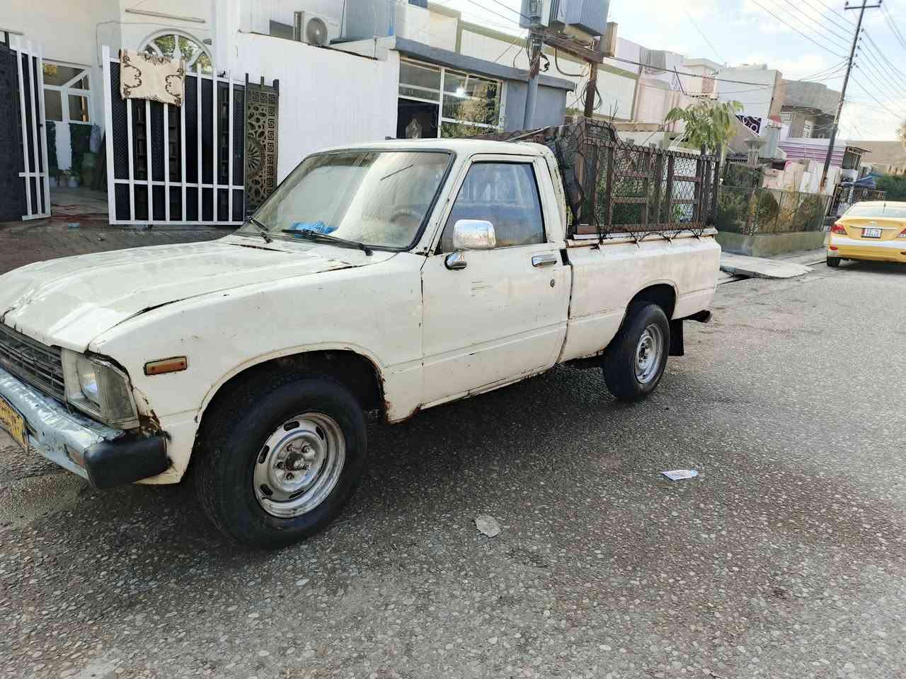 بيكم 82 للبيع رقم نينوى صاحبه ما اندله سنويه نافذة 2017 كير محرك شاصي شرط بدون خياس تخم تايرات جديد سعر 14 بي مجال اي استفسار ***********
