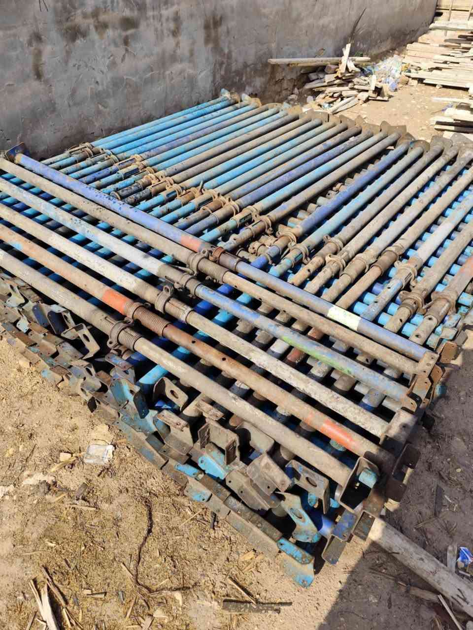 جكات للبيع العدد 200 العنوان بابل هاتف ***********
