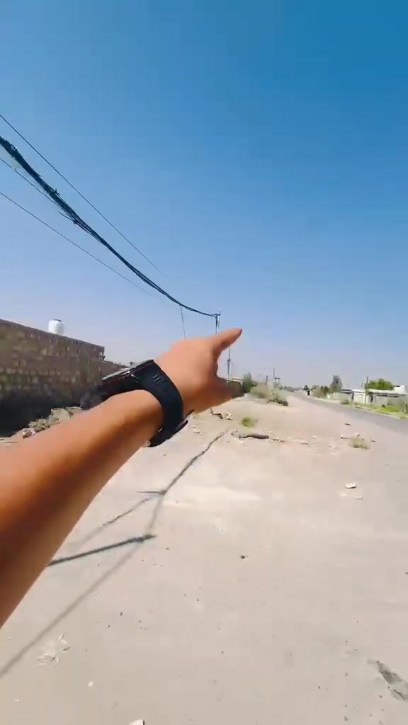 البيع البيع دونم
خلف معمل السمنت 
السعر 325مليون معه المجال
طابو زراعي 
مداور بل محكمه
شارع الكم 
على الشارع موقع الدونم
***********

