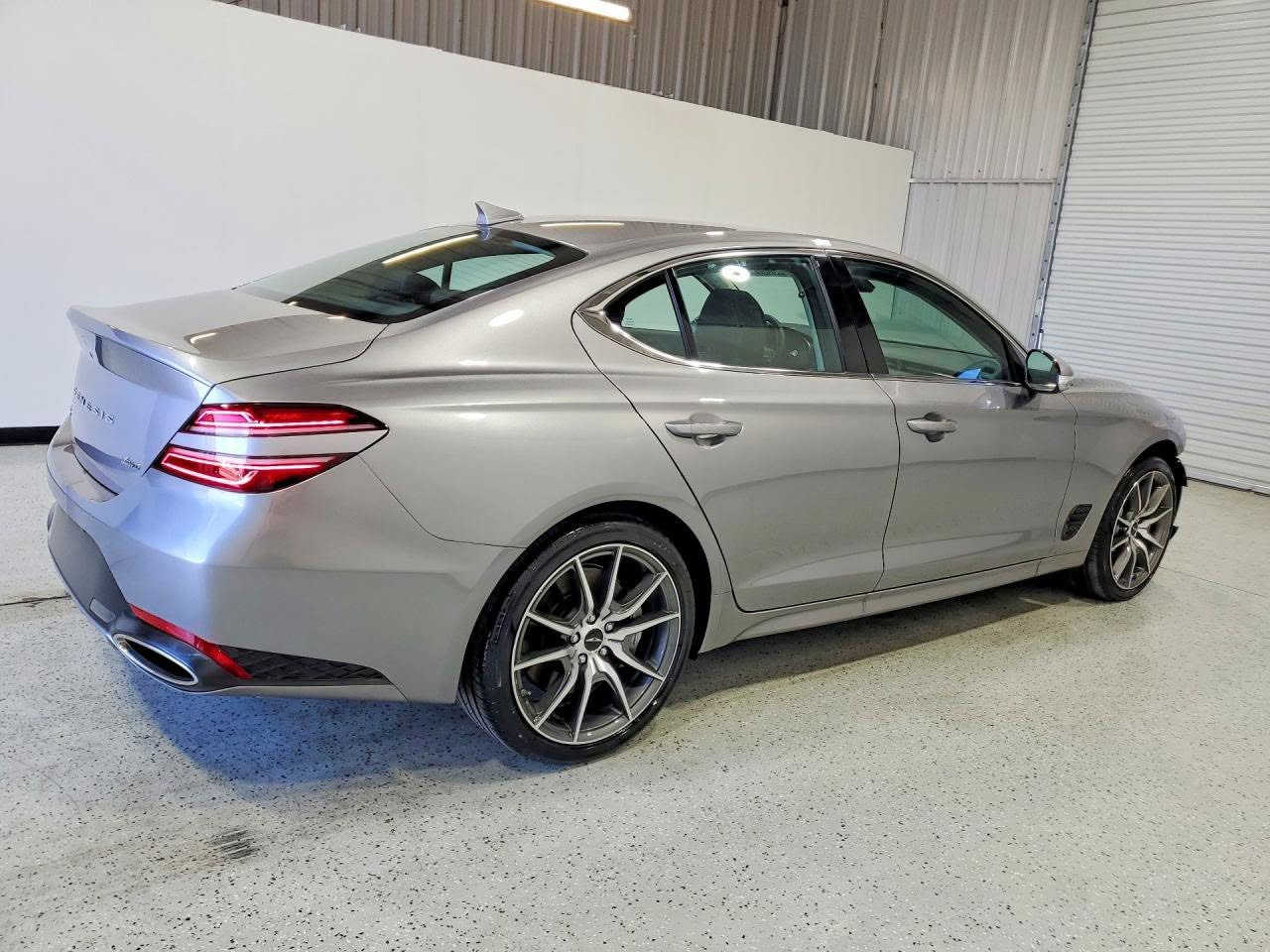 2026 GENESIS G70 2.5T STANDARD

شحن مباشر الى اربيل عن طريق مرسين تركيا 
شحن مباشر الى العراق عن طريق الحرة الاردن 
*********** :📞 
*********** :📞
السعر :  حسب المزاد  
تاريخ المزاد :  6/8
الضرر : حسب الصور المرفقة 
بيع وشراء كتب شهداء 
شراء سيارات تحت الموديل لمن لديه كتاب ضباط 
لو كتاب دبلوماسي 
بالامكان ادخالها بكتاب ذوي الشهداء باعفاء كمركي مع اعفاء الرقم 

🔺نتكفل بالسيارة لحين وصولها 
🔺اي استفسار مراجعة المكتب 
🔺 اوقات العمل كل ايام الاسبوع من الساعة ال 5 عصراً ماعد يوم السبت و الاحد عطلة المزاد
🔺 عملنا شراء السيارات من المزادات الامريكية والكندية
🔺لدينا تقرير Carfax مجاني لفحص السيارة قبل دخولها المزاد 
🔺 نشحن من جميع الموانئ الامريكية والكندية وبأسعار شحن تنافسية 
🔺نشحن الى دبي و عمان و البصرة و كردستان و تركيا  
🔺لدينا ورشة تصليح في دبي 
🔺لدينا معقب لتخليص السيارات (حرة او معوقين او ذوي الشهداء ) و ايصالها الى الزبائن
📍العنوان : موصل حي الوحدة مقابل معهد صناع الامل 
🔺اوقات الدوام من 4 عصراً وحتى ال11 ليلاً كافة ايام الاسبوع 
☎️ للاستفسار الاتصال على الرقم
م.علاء ابو فهد 
 
*********** :📞 
*********** :📞 ￼
