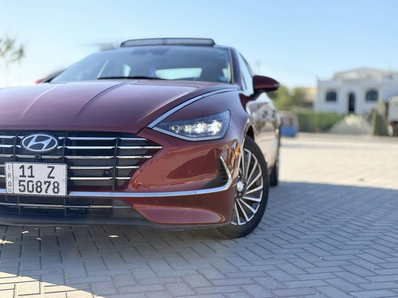 السلام عليكم سوناتا هايبرد ٢٠٢٣ للبيع
السياره فوول تمشي ٩٥٠ كيلو بالتفويله ٤٥ لتر 
ماشيه ١٩٠٠٠ وارد امريكي  
اربع كاميرات 
نظام سماعات Bose ١٤ سماعة
سقف بانوراما
رادارات امامي وخلفي وجانبيات 
رادار مانع تصادم وتعديل مسار  
سايد بريك بصمه 
قيادة ذاتيه  
اربع انظمه قيادة sport eco smart 
اوتو هولد تتوقف بالازدحام يعني متحتاج تحطه ع ال N

تبريد وتدفئة مقاعد كشنات جلد قطعتين تبريد والكشنات كهرباء 
لايت   امامي وبك لايت لد 
لايت زنون كل لايت بي ٤ عدسات 
حادث السياره جاملغ يمين وبنيد  وبيهه باب خلفي وجاملغ خلفي صبغ 
السعر 178$ وبيه مجال السياره جديده بمعنى الكلمة ويالخير ع الياخذهه 
*********** 
واتساب رسائل فقط 
مكان السياره بغداد البياع البيع المباشر شارع الضغط
