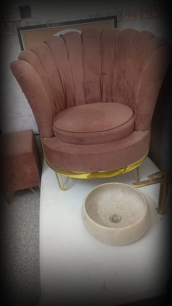 غراض نضيفه كلش للبيع ميوزه ثنين تخم كراسي ثنين ثلاجه جهاز بدكير نضيف متوفر


**إذا كنت صاحب هذا الإعلان وتريد حذفه لأي سبب، رجاءا أرسل رسالة إلى الدعم الفني**