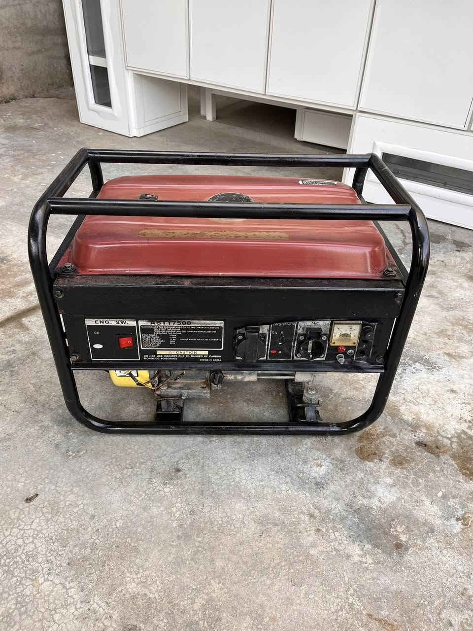 ئةو سبليتة بؤفرؤشتن  دوو تةنو  نيوة٣ سةحات ئيشي نةكردوة لؤك لؤكة بةشةرتي هةمو شتك دةي فرؤشم***********
***********
