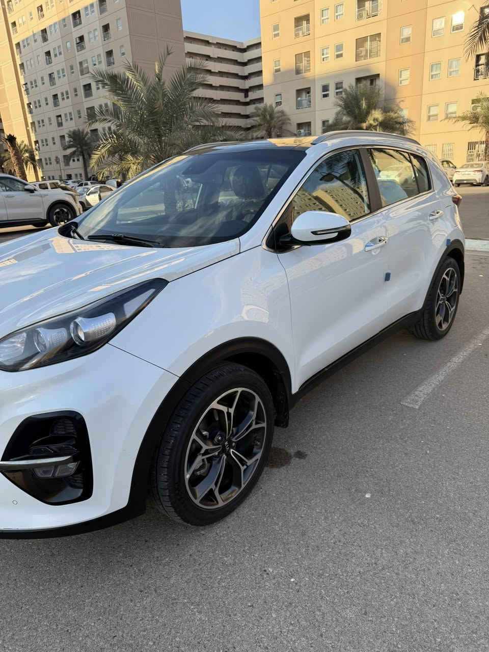 كيا سبورتج خليجي(جيتي لاين)
موديل 2021
ماشية 56
 فول 1/1 اعلى فئة بالموصفات معوفة لجيتي 

موصفاتها : 
مكينة 2000 
بصمةتشغيل
بصمة عدد 2
وبصمة ابواب 
وبصمة صندوك
بانوراما
ترحيب عند الاقتراب
شاحن واير لس
مري شفط 
جنطه كهرباء 
لد نهاري  + بك لايت LED 
لايت ضباب
ويل كب 19
كشنات جلد + كهرباء السائق والصدر
مود درايف DRIVEMODE 3انضمه
ستيرن رياضي  حرف Dمختوم بجيتي
تحكم ستيرن فول مع تحكم بلوتوث
قطعتين تبريد امامي خلفي 
سايد بريك بصمة 
زراگه لايت
لايت اوتو
اريل نفكيشن
حساس امامي
حساس خلفي
نضام منحدرات
5 ويل مال جيتي
شفتات ستيرن
شاشة اعطال
مكفوله 
السونار موجود
رقم بغداد باسمي تحويل مباشرة 
225 ورقه 
اي استفسار 
***********
مكان بغداد بسماية
