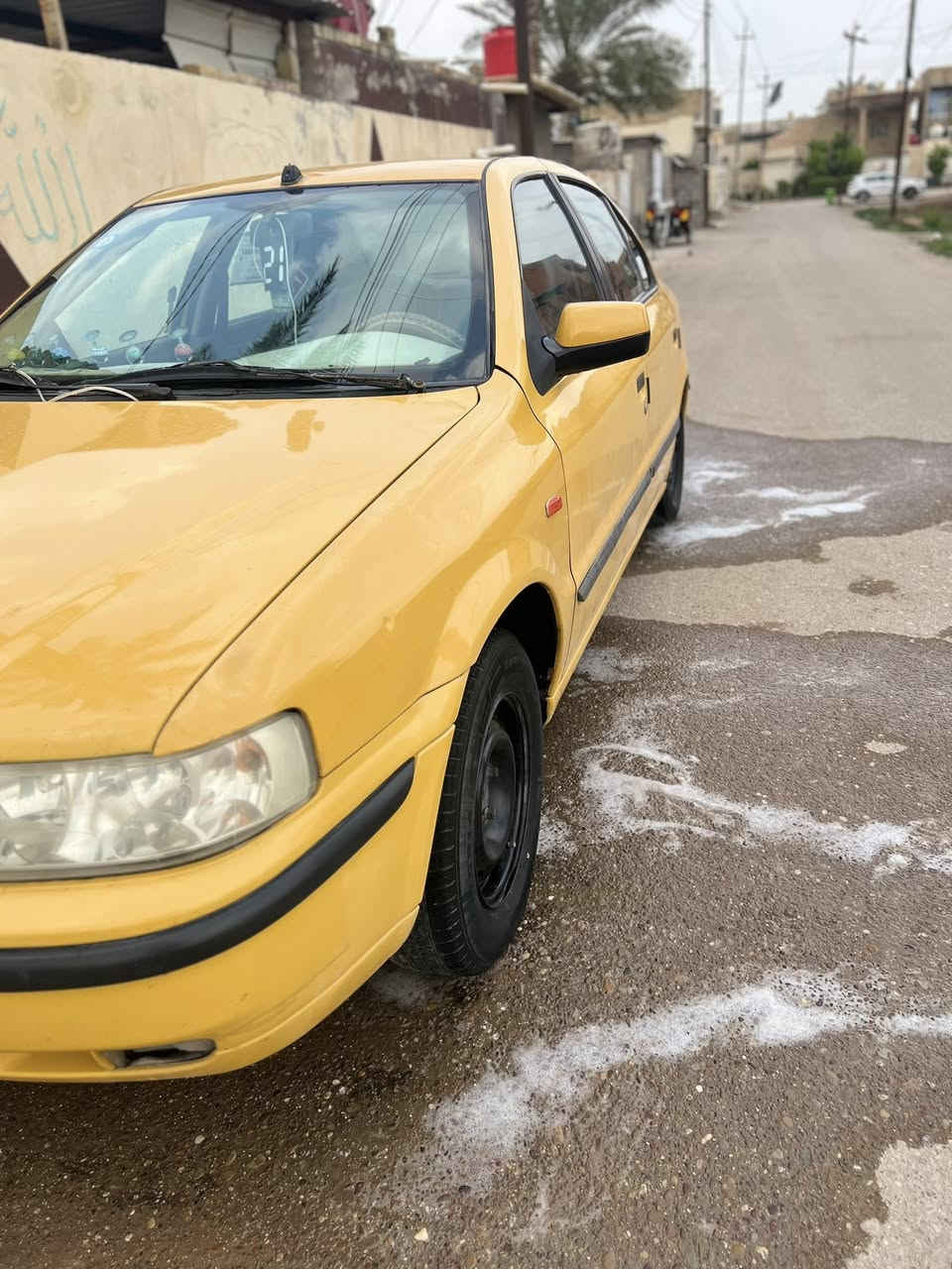 سمند موديل ١٢ رقم بغدادانكليزي  باسمي
سياره خير من الله مكينه وكير خير من الله  

السياره بدون صبغ اني ما اشتغل بيها 

مخليه بالبيت جوه ايدي مصفره هيئه وغرامات  

نقص بيها تبريد كمبريسر عاطل 

سعر ٣٢ وبيها مجال مكاني بابل الحصوه 

رقمي ***********
