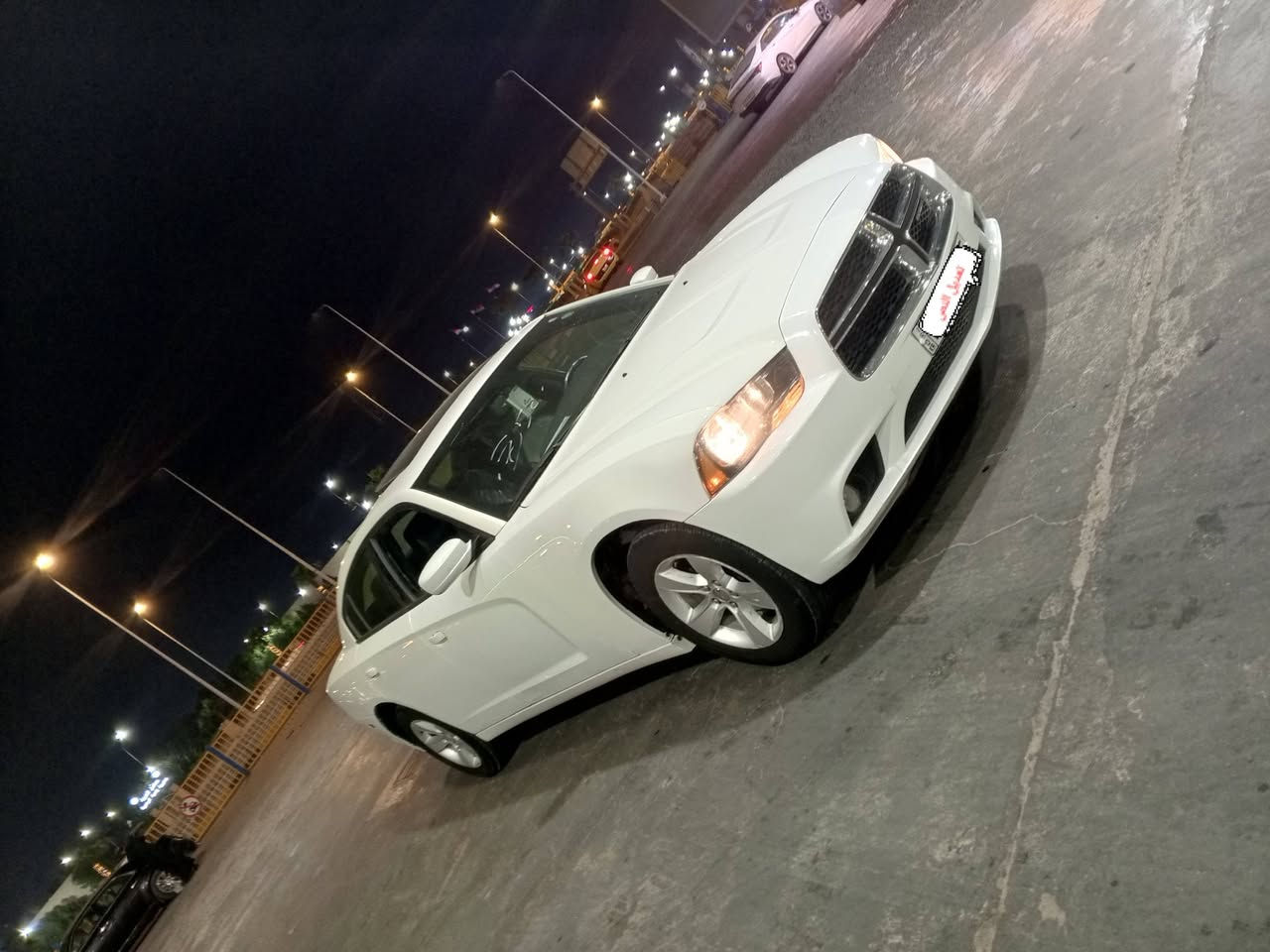 السلام عليكم 
جارجر أدوات موديل 2014فول مواصفات فتحة كشنات كهربائي غرفه جلد تدفئة وتبريد بالكشنات شاشه جبيره مكصوص جنطه بيه ارقام انكليزي وسنوية وكالة تبريد ثلج حداديه كارتون تخم تاير سياره جديده معنى كلمه المكان بصره السعر 63 الاتصال ***********
