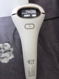 جهاز ليزر • منزلي