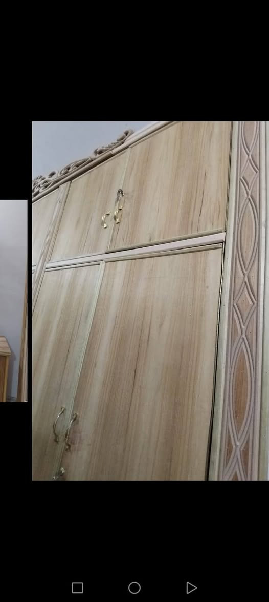 يوجد غرفة نوم جديدة ما مستخدمة ابدأ
السعر  مليونين  وبيهة مجال

***********
