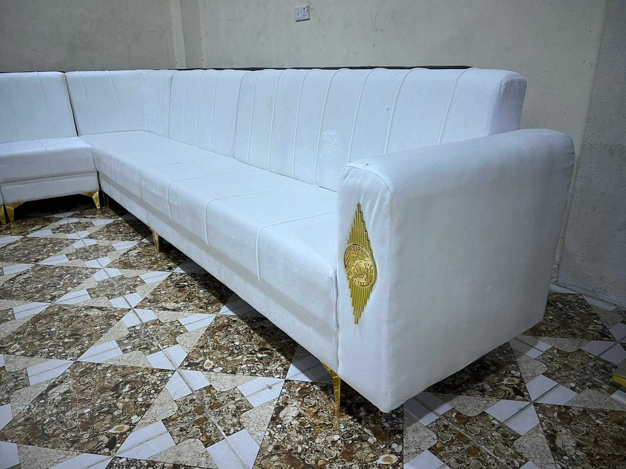 @

ئةم زاويية 10نةفةريية
بؤفرؤشتن بيعيبة لؤك لؤكة
مانگيك كاري نةكردووةبةلاش
سةعري 250هةزار
ژم***********
شوين كةلار

