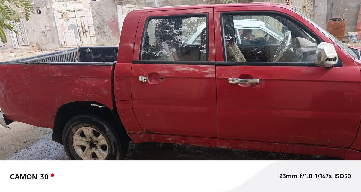 سكاي مديل ١٣  جاهزه مصبوغة عام بدون ضربه دواخل جدد كهربائيات شغال كله محرك وكير نضاف رقم ألماني شرط التحويل *********** سعرها ٢٥ ورقه مكاني نجف
