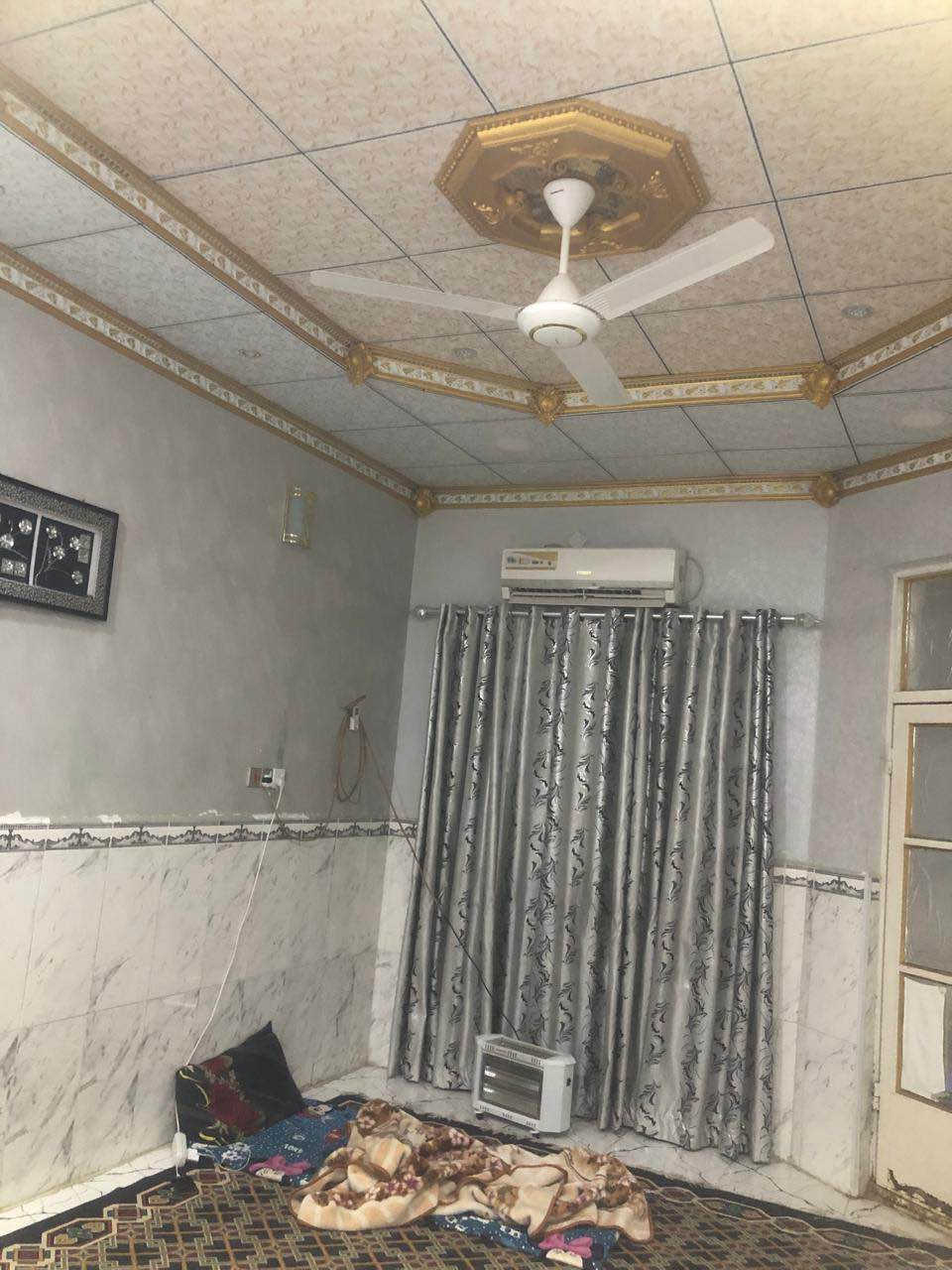 بيت للبيع مساحه 170 متر
طابقين بناء فرمستون 
الطابق الاول غرفه وصاله ومطبخ وديوان وكراج 
الطابق الثاني غرفتين وصحيات
العنوان ابو الخصيب عويسان
طابو زراعي عراقي 
السعر 145 للااستفسار *********** البصرة, العراق
