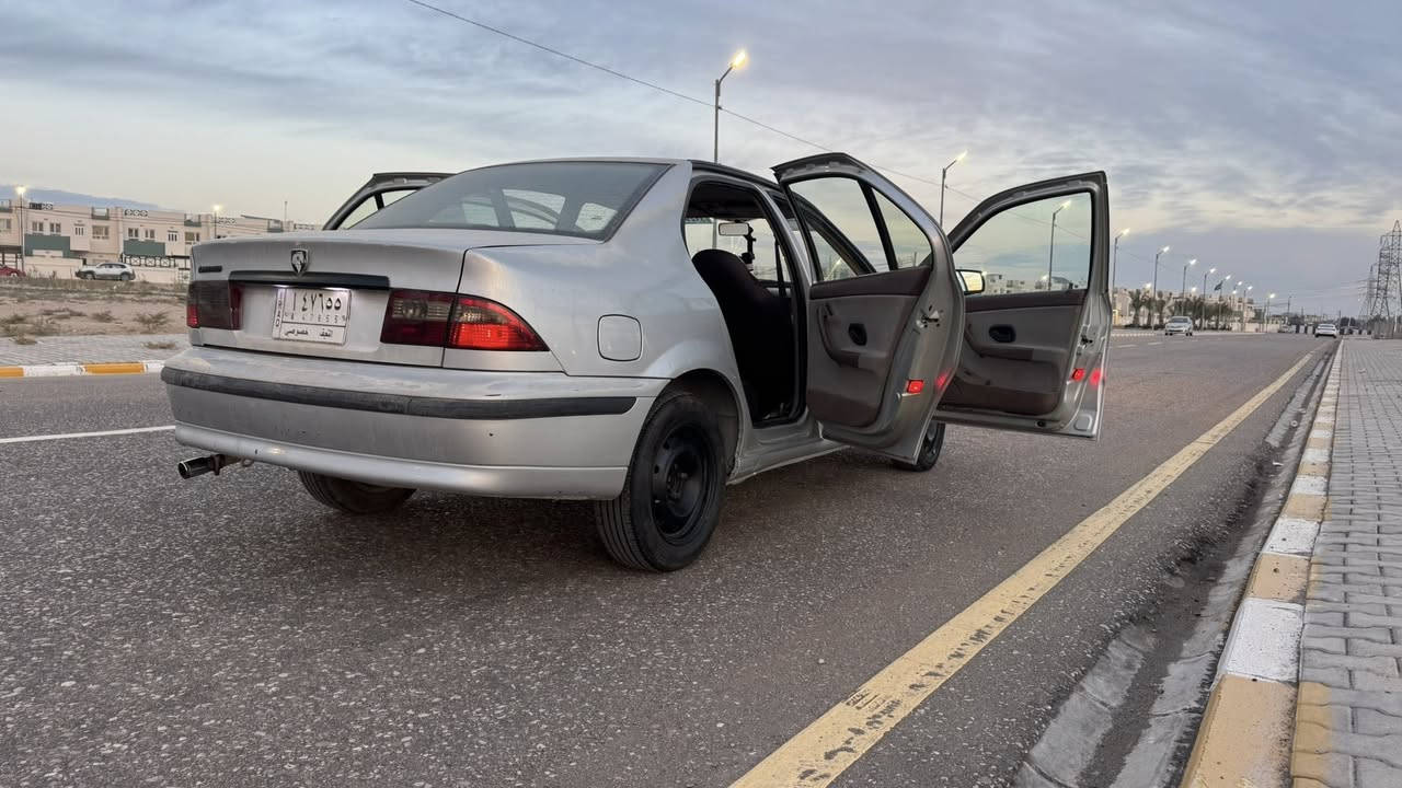 ما شاء الله 
سمند سلفري 2013 نجف السنوية تسقط 2026
سيارة ليبل واحد بدون صبغ او تبديل كلشي شغال بلادي
 تبريد وتدفئة وتخم تاير وباتري وحدادية ومجموعة بنزين كاملة مكملة وبالعافية على الياخذها
***********
