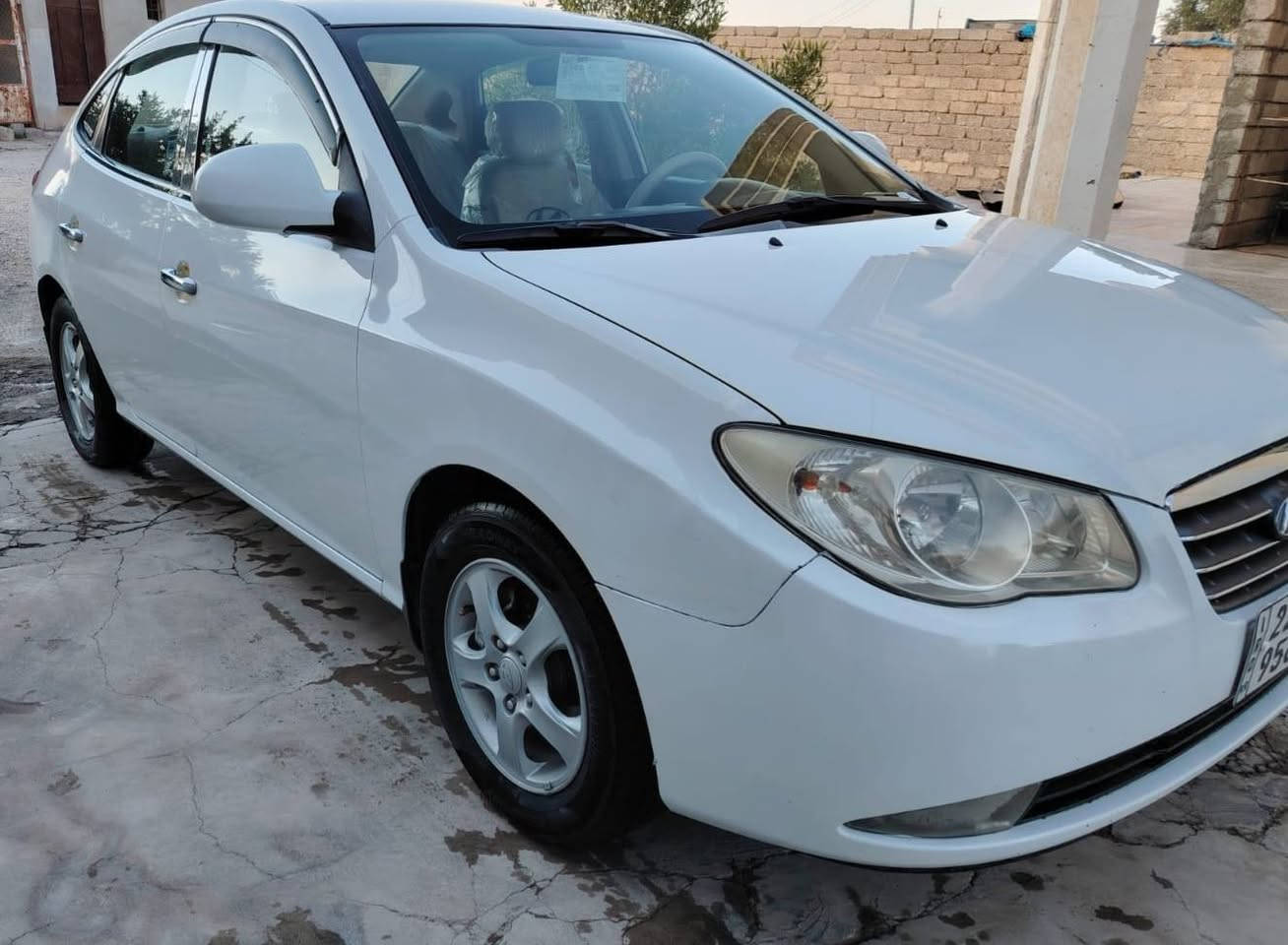 مكلف نشر سلام عليكم النتره للبيع موديل 2009 رقم اربيل سنويه تنتهي 20031 هزه جديد  محرك 20  مامفتوح  كير وتمتيك طخم تيرات جديد صدر امامي خلفي جديد تبريد ثلج سيارة جاهزة مكان سيارة شرقاط  سعر  117
***********
بدون دواخل
