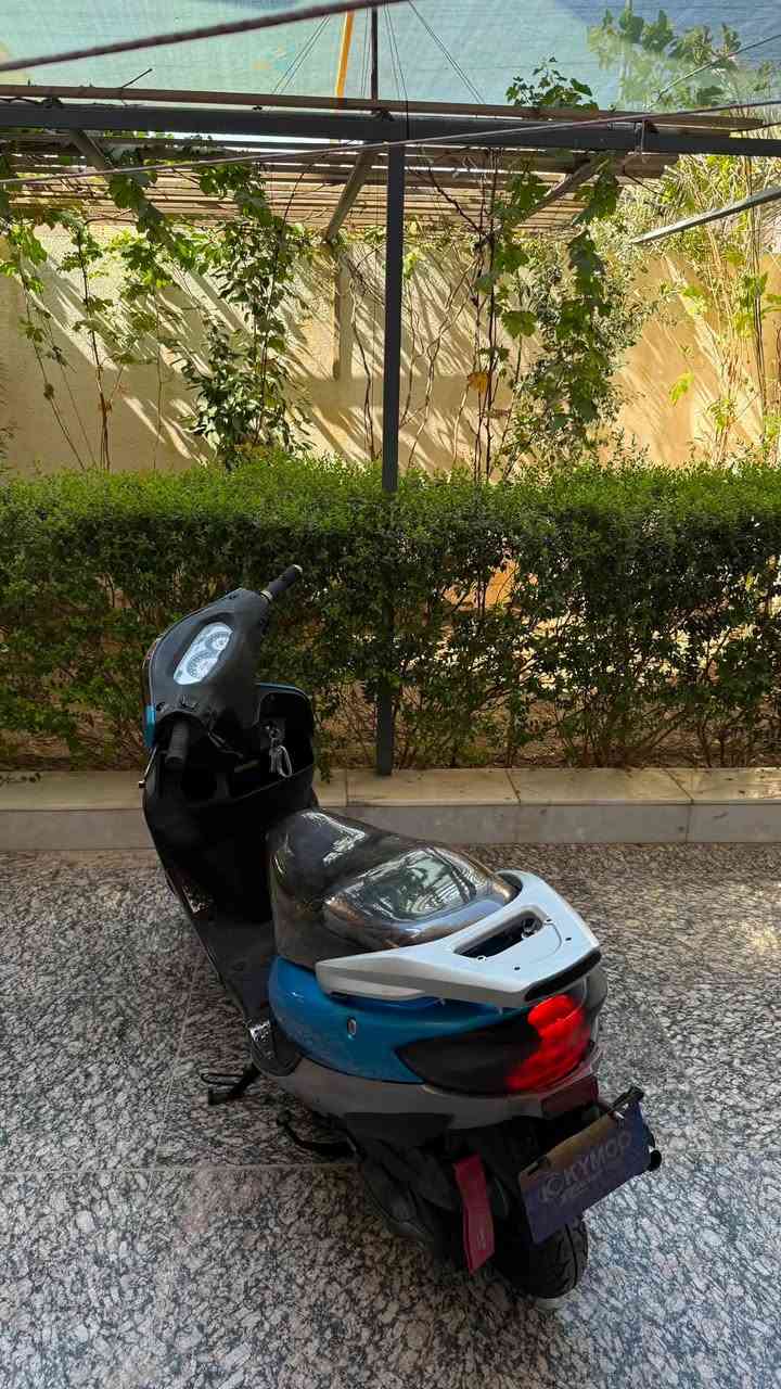 السلام عليكم
دراجة سيام للبيع مكينة 125cc مرتبه كهربائياتها جديده بلاد بس المكينه نضيفه مبدل بيها بستم فقط . عليها صالنصه FM والصالصنه البلادي موجوده هم السعر 550 وبيها مجال . 
مكان الدراجة المجر الكبير .
*********** واتساب فقط
