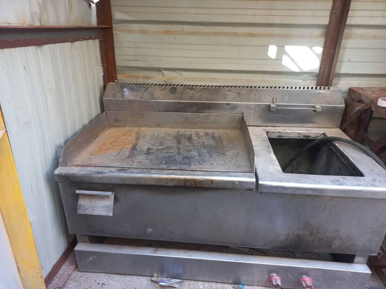 طباخ هبركل أوفنكر سعره ١٥٠ ألف كراسي ٢٢ كرسي سعر واحد ٥٠٠٠ تلاف ميز حديد ثقيل عندي ٣ سعر واحد ٣٠ ألف مكان بغداد لامين أسكينه رقم التليفون***********
