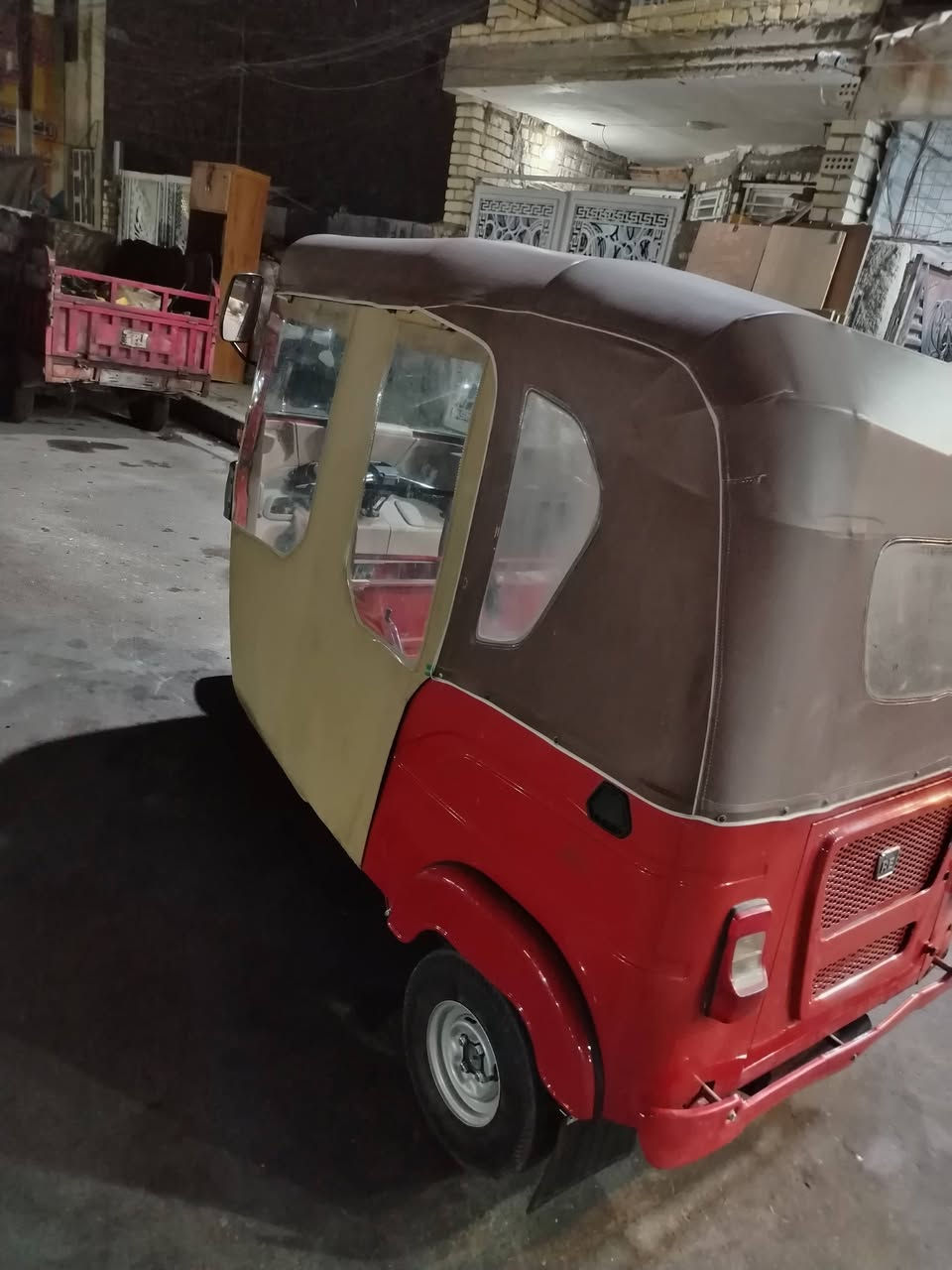 السلام عليكم تكتك البيع موديل 22 شهر 8 رقم وسنويه تحويل ثانيوم رقم واسط شراي يخابر وبيه خير ويدلل مكان بغداد الشعب    خاص / ،،،،،،،،،،،،،،،،،،،،،،،،،،،،،،***********
