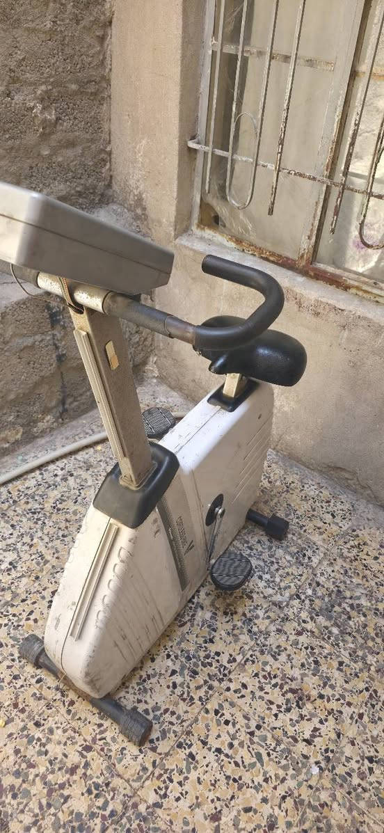 لبيع 100 الف /***********
